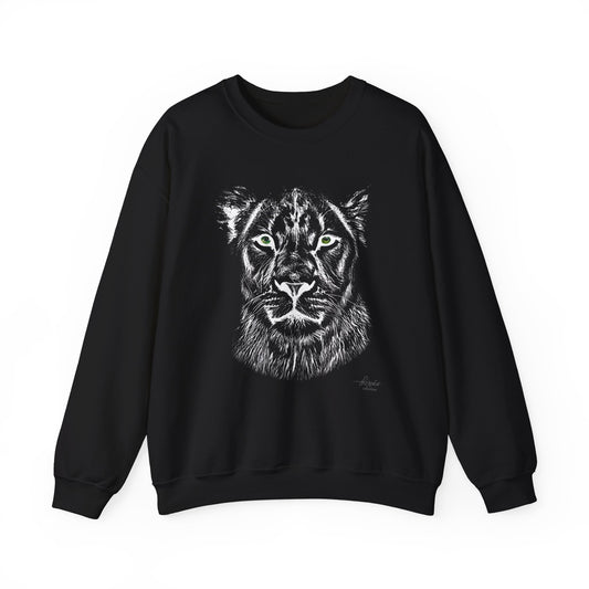 B&W Lioness Heavy Unisex Sweatshirt