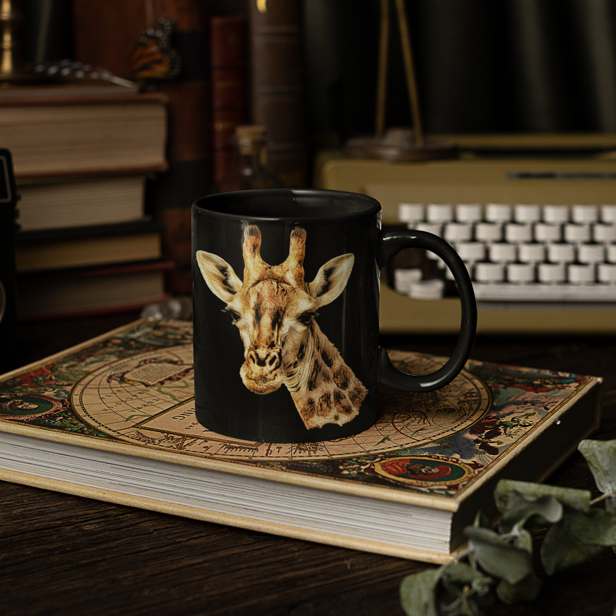 Giraffe 15oz Large Black Ceramic Mug
